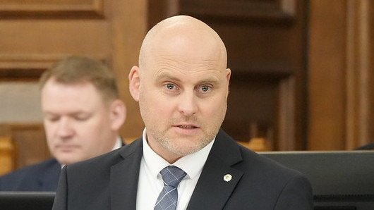 Андріс Кулбергс, прем'єр-міністр Латвії, під час офіційної заяви