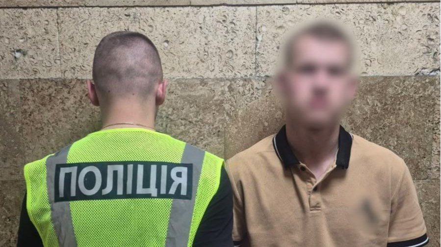 Зображення: Поліція Києва затримала п'ятьох підозрюваних у смертельному побитті чоловіка.