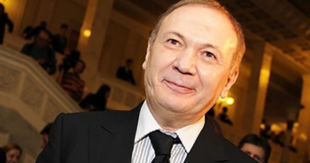 Юрій Іванющенко, екснародний депутат, якого заочно взяли під варту
