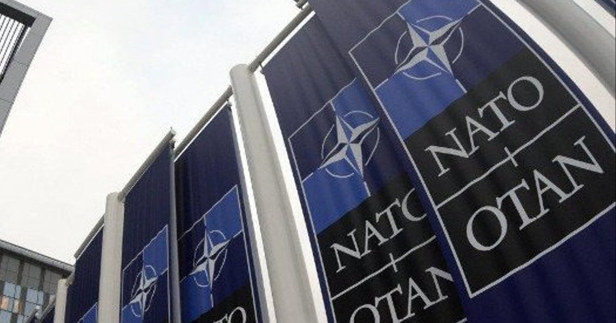 Генерал НАТО та начальник Генштабу Польщі обговорюють реакцію на падіння ракети.