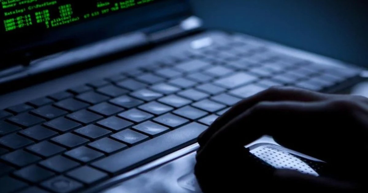 Зображення кібератаки на поштові акаунти британських чиновників