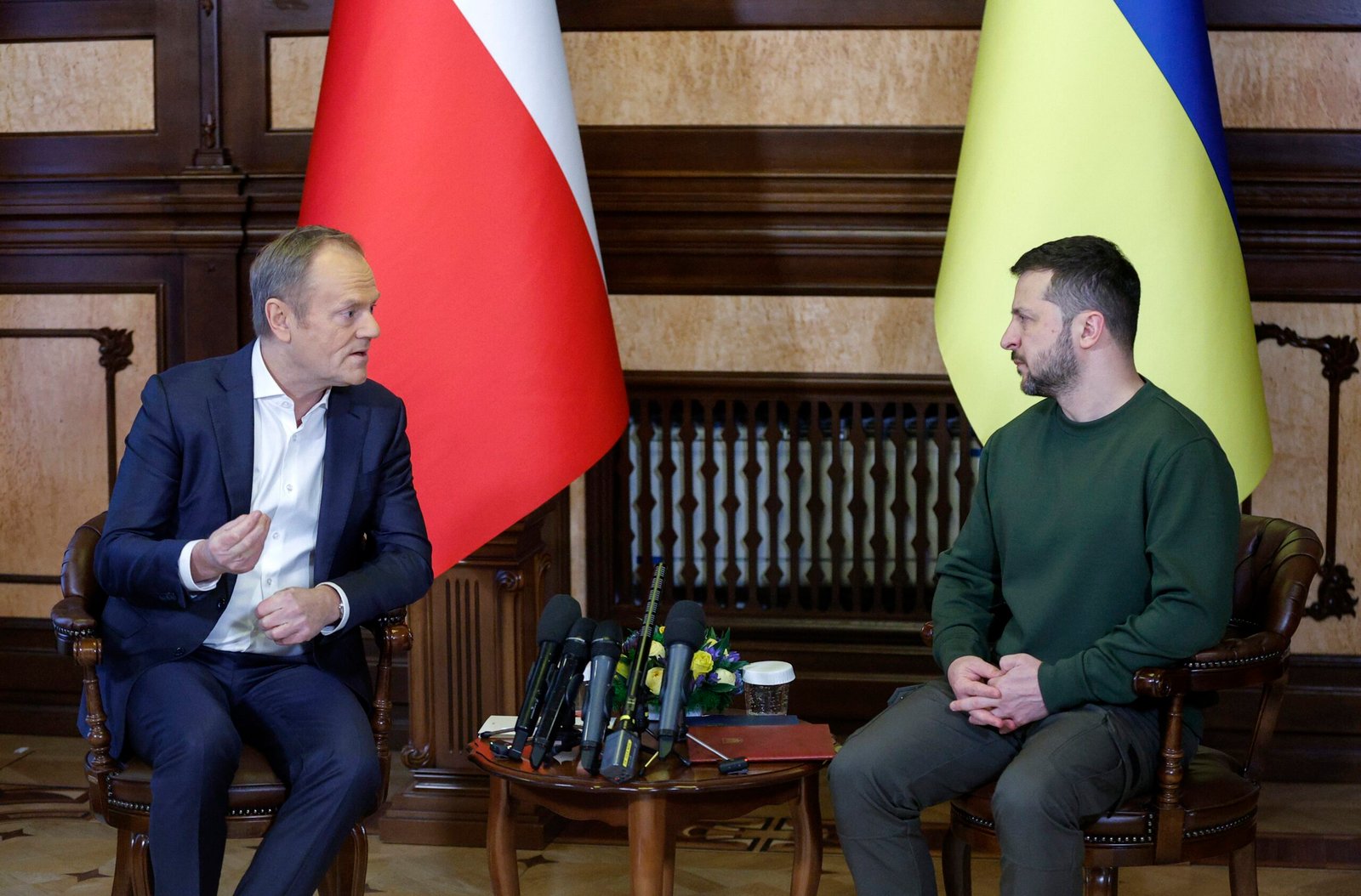 Дипломатичні очікування Польщі щодо українського національного пантеону