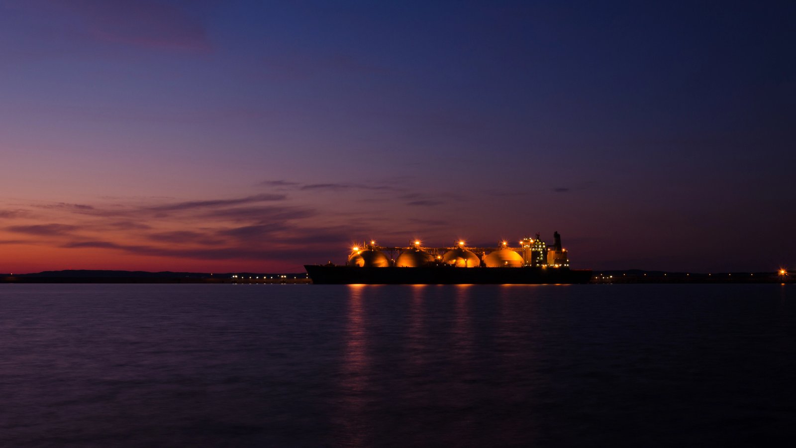 Завод "Ямал ЗПГ": зростання поставок LNG до Європи перед запровадженням заборони.