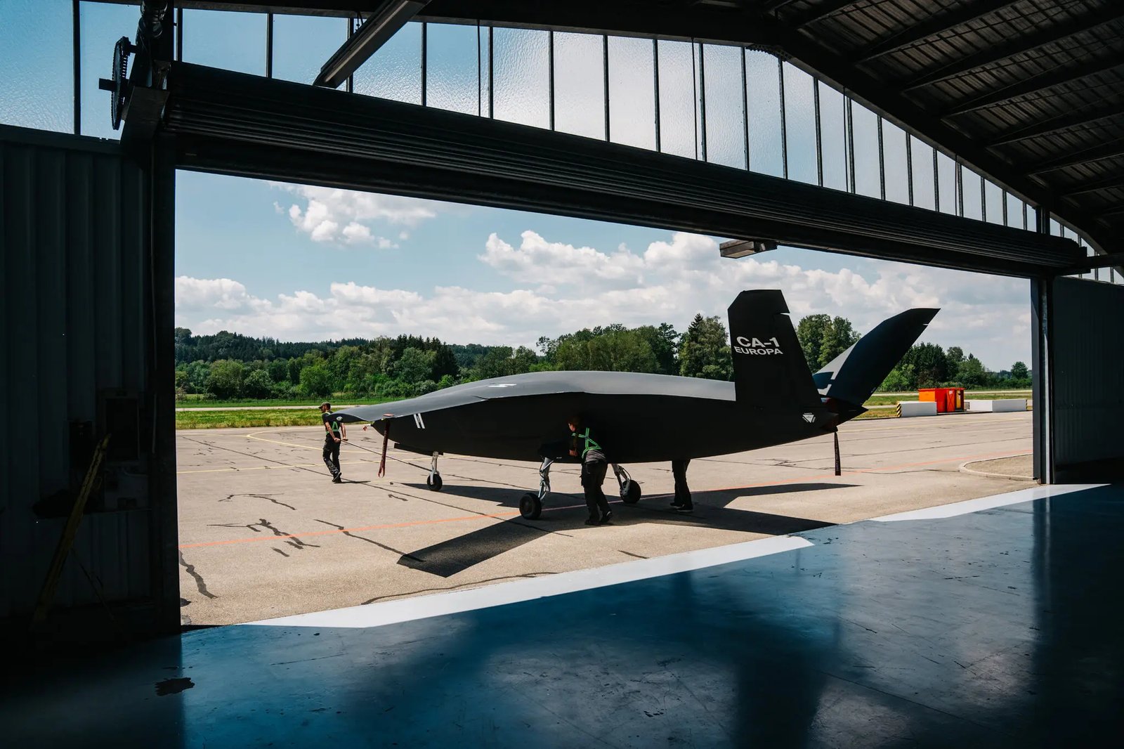 Зображення ударного безпілотника HX-2, виробленого німецьким стартапом Helsing для України