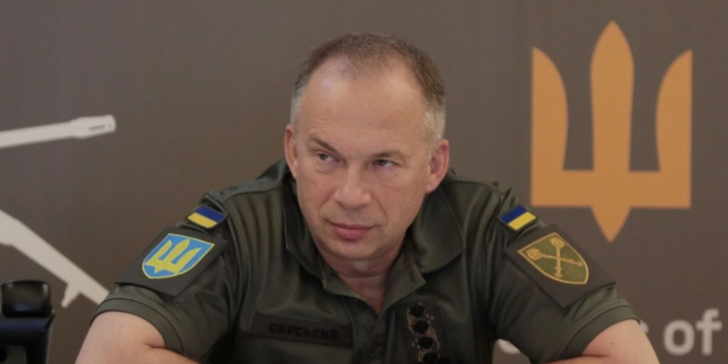 Олександр Сирський, Головнокомандувач ЗСУ, обговорює посилення протиповітряної оборони та інтеграцію нових систем.