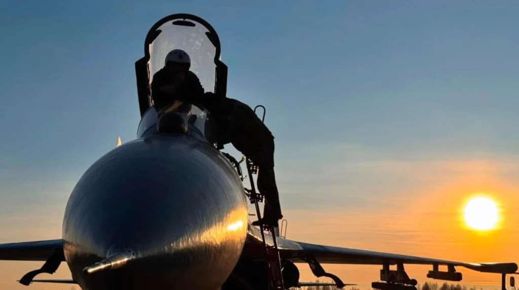 Інцидент з ракетою Х-101 над територією Польщі та дії українського пілота.