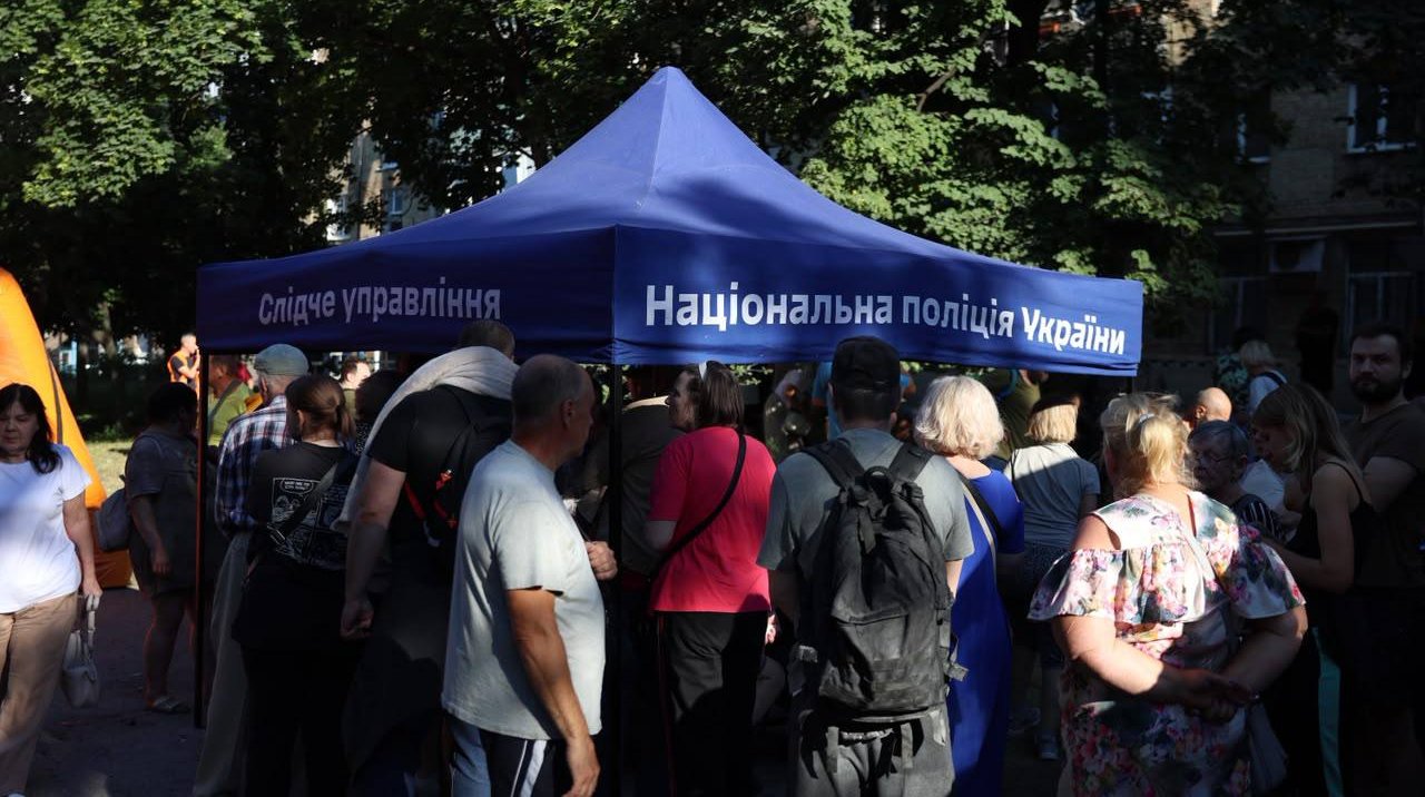 Фото: штаби допомоги мешканцям Києва після атаки 2 липня