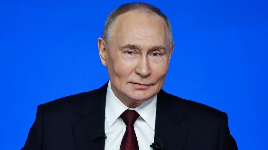 Володимир Путін, який оголосив про продовження ударів та розширення зони безпеки