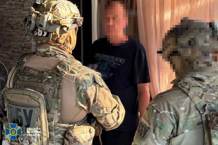 Затримання посадовця Одеської облради за підозрою у шахрайстві