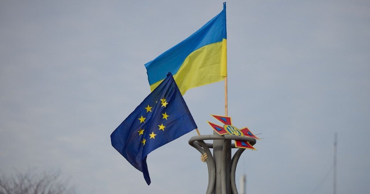 Документи про співпрацю України та Європейської Комісії у сфері оборони.