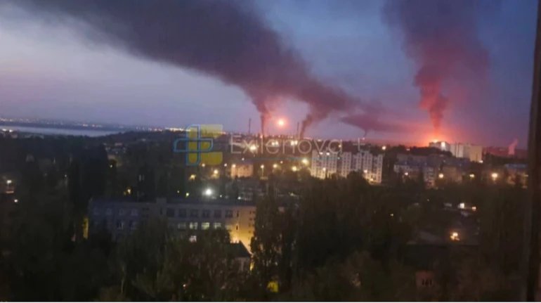 Фото: Саратовський нафтопереробний завод, Exilenova. Об'єкт інфраструктури