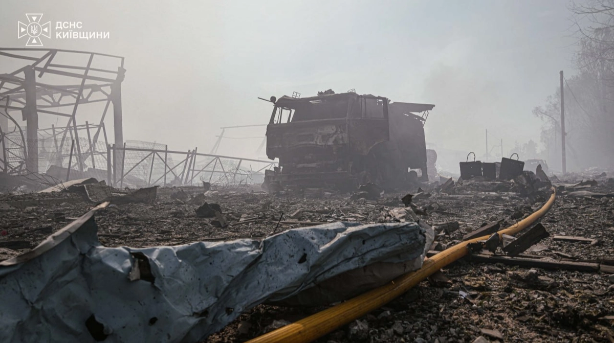 Наслідки удару та детонації у селі Мила, Київська область