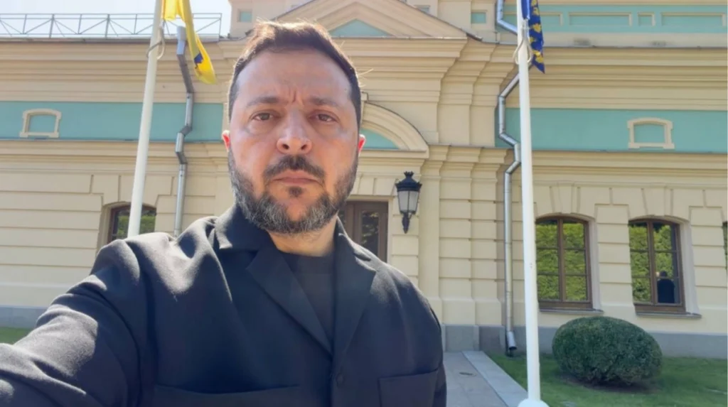 Володимир Зеленський коментує наслідки влучання в склади Сил оборони