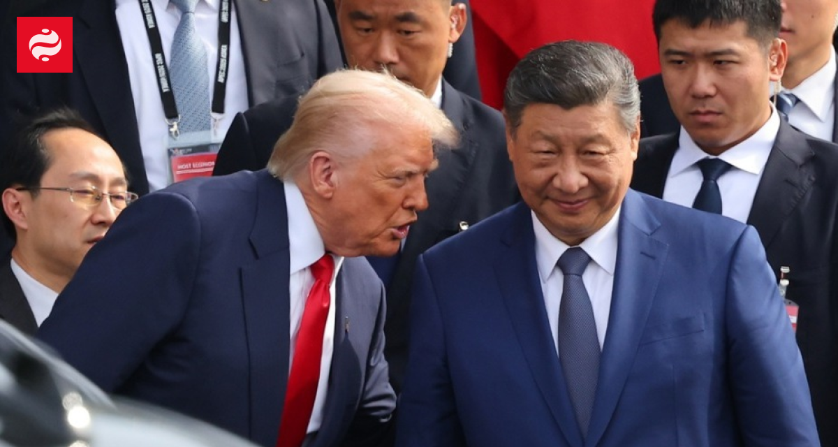 Лідер Китаю Сі Цзіньпін та Президент США Дональд Трамп під час зустрічі.
