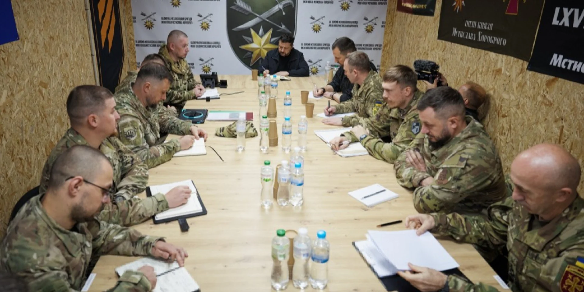 Зустріч Президента України з військовим керівництвом на Лиманському напрямку