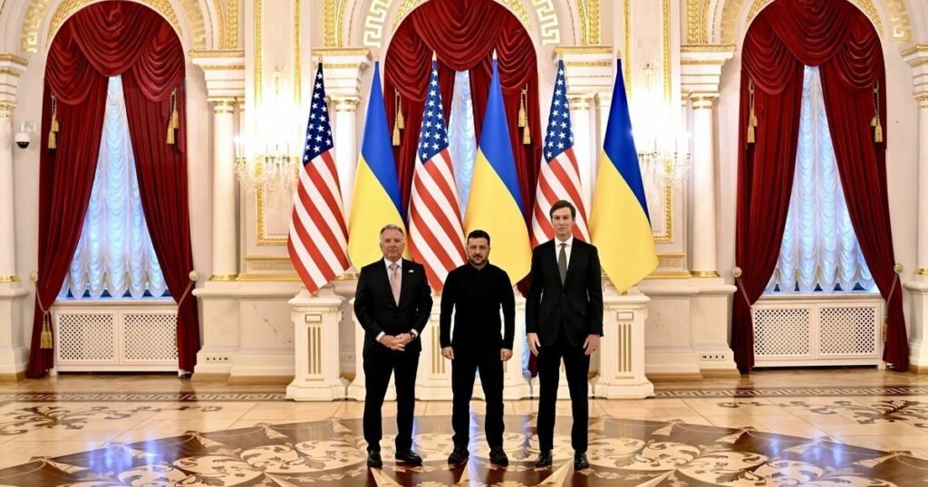 Спецпосланець Стів Віткофф під час дипломатичних переговорів щодо завершення конфлікту в Україні.