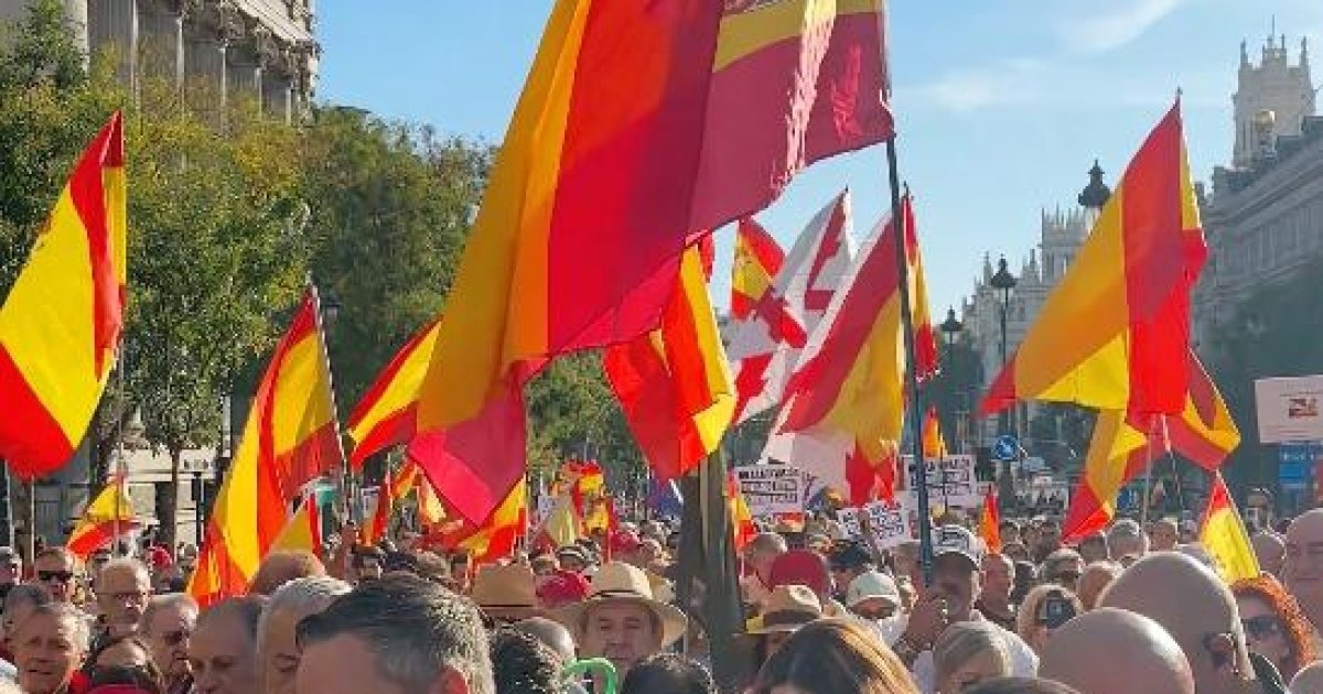 Учасники «Маршу за гідність» у Мадриді