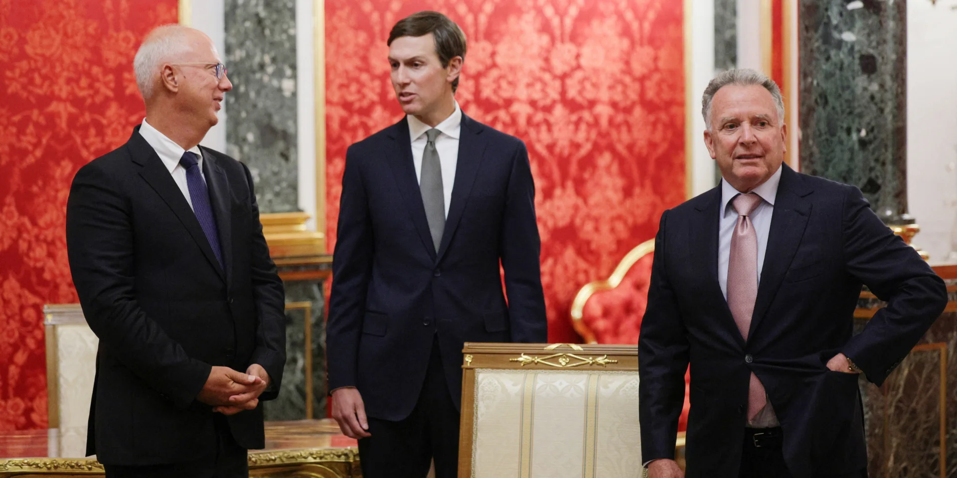Зустріч делегації США з Володимиром Путіним для обговорення пропозицій щодо завершення конфлікту.
