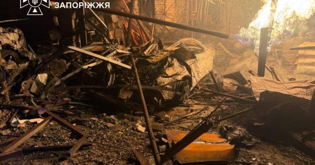 Наслідки нічної атаки 108 безпілотників на Україну.