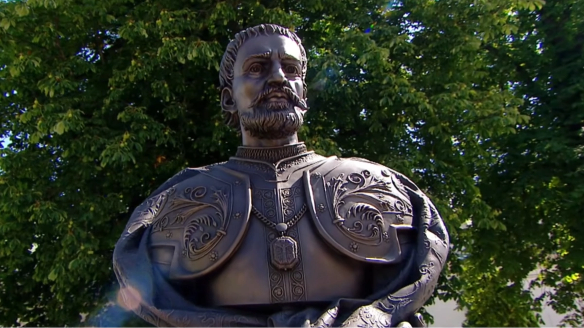 Пам'ятник гетьману Івану Мазепі в Києві