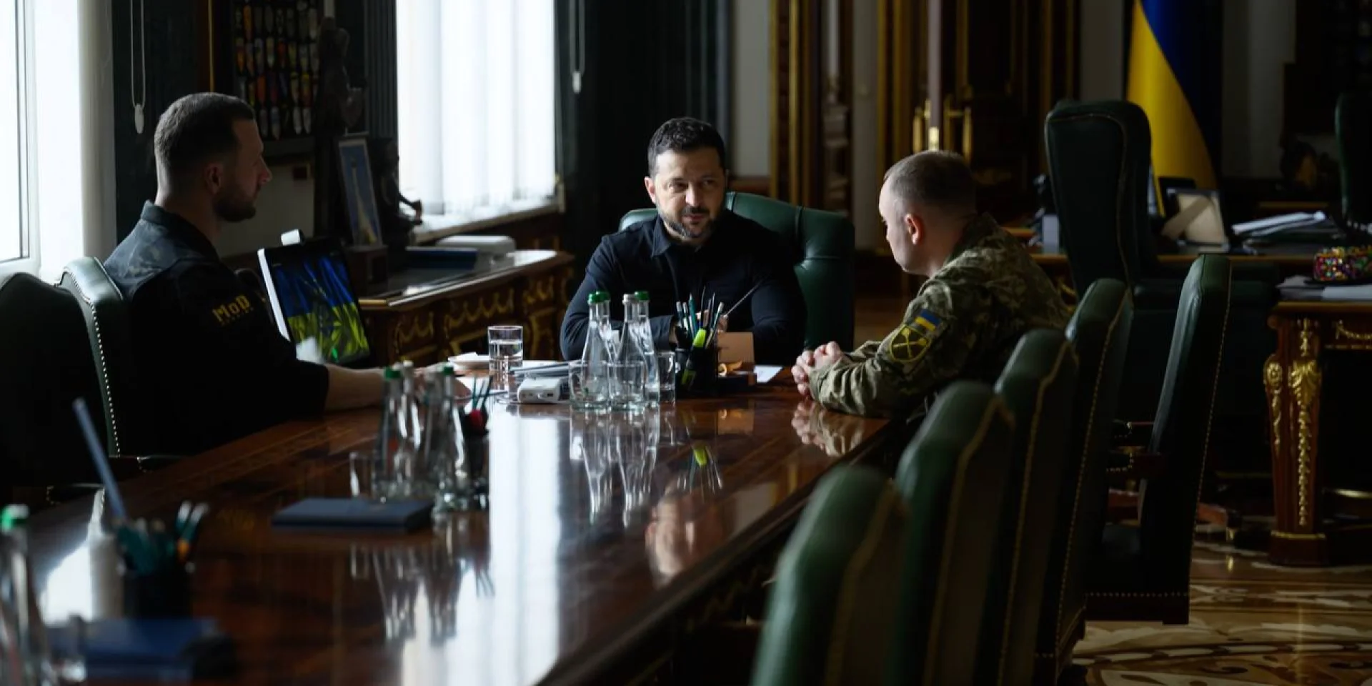 Президент України Володимир Зеленський на брифінгу або зустрічі