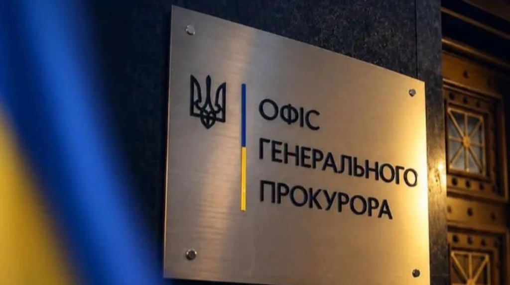 Руслан Кравченко на тлі подій, що призвели до його відставки.