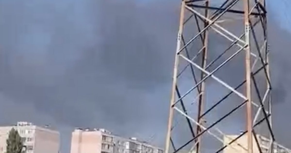 Карта Росії з позначеннями місць ударів по військових об'єктах та виробництву