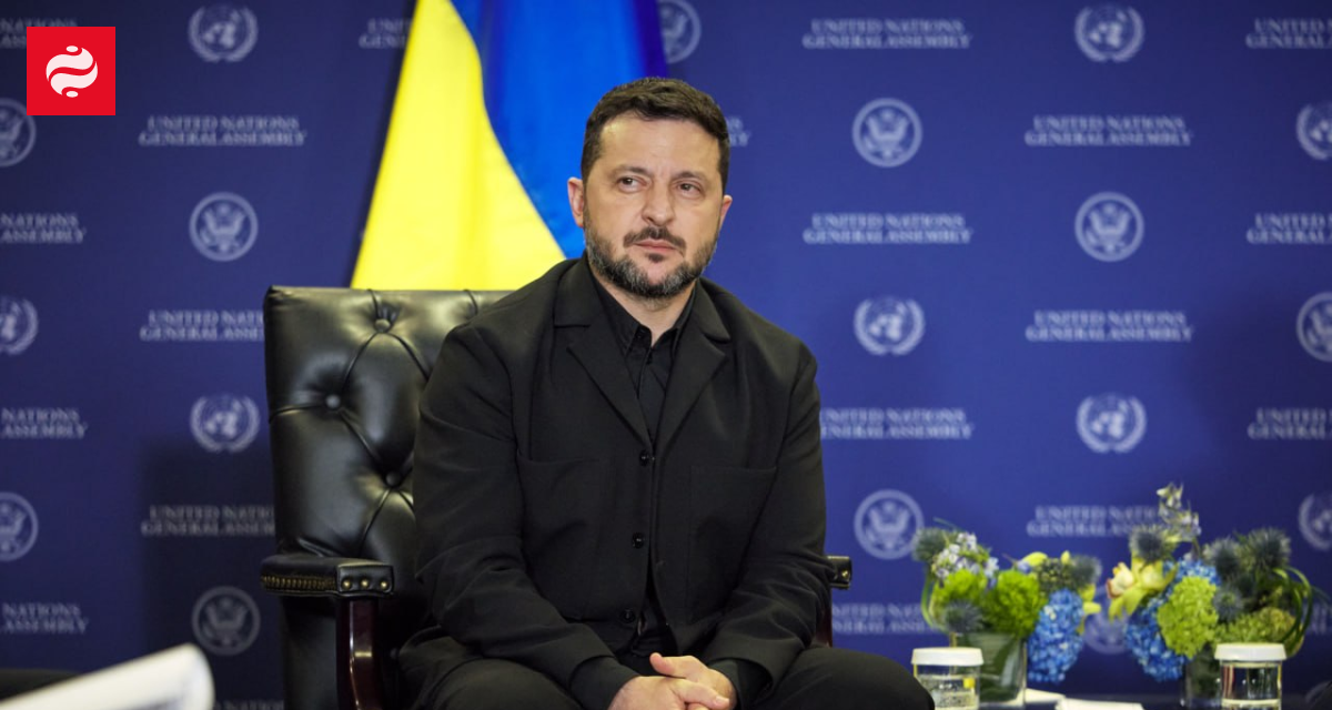 Президент України Володимир Зеленський на брифінгу