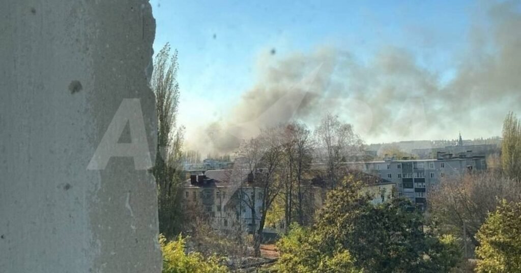 Промислова зона міста Єлець після удару