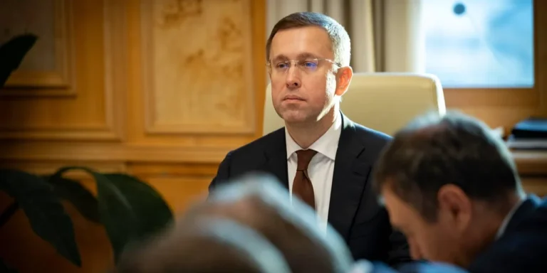 Сергій Корецький інформує про зміни у правилах бронювання працівників.