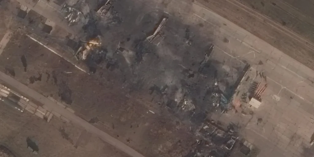 Наслідки ураження шести винищувачів Су-34М на аеродромі Борисоглєбськ