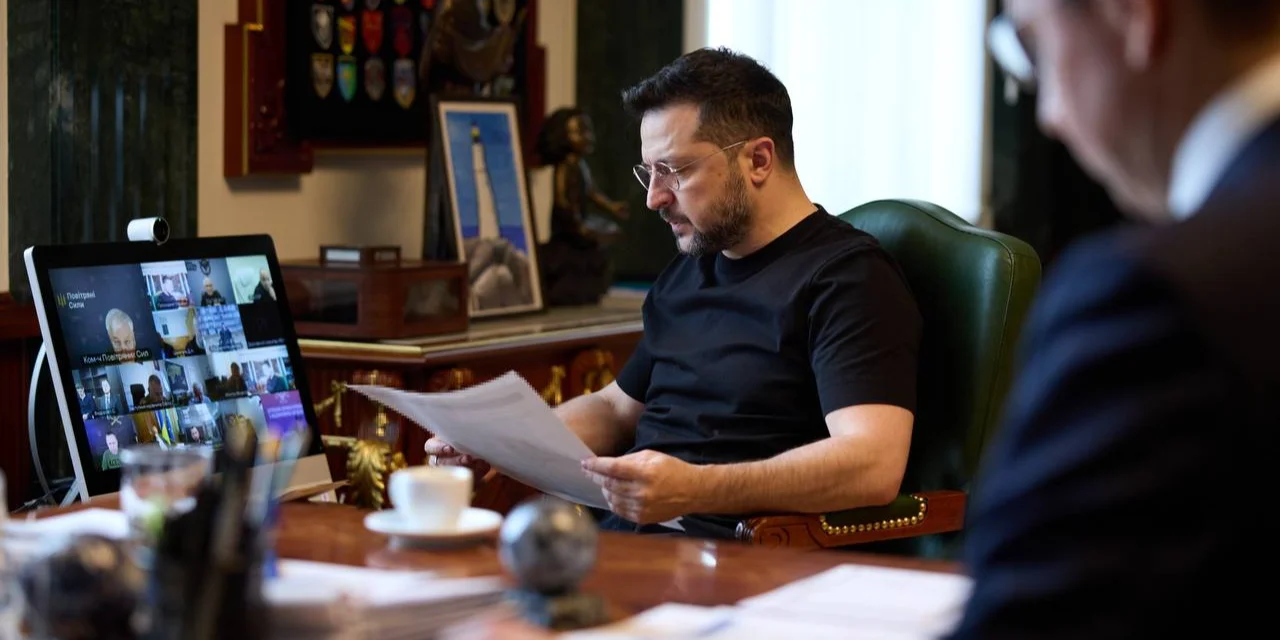 Санкції України проти розробників супутникової системи «Рассвет» та тіньового флоту РФ.